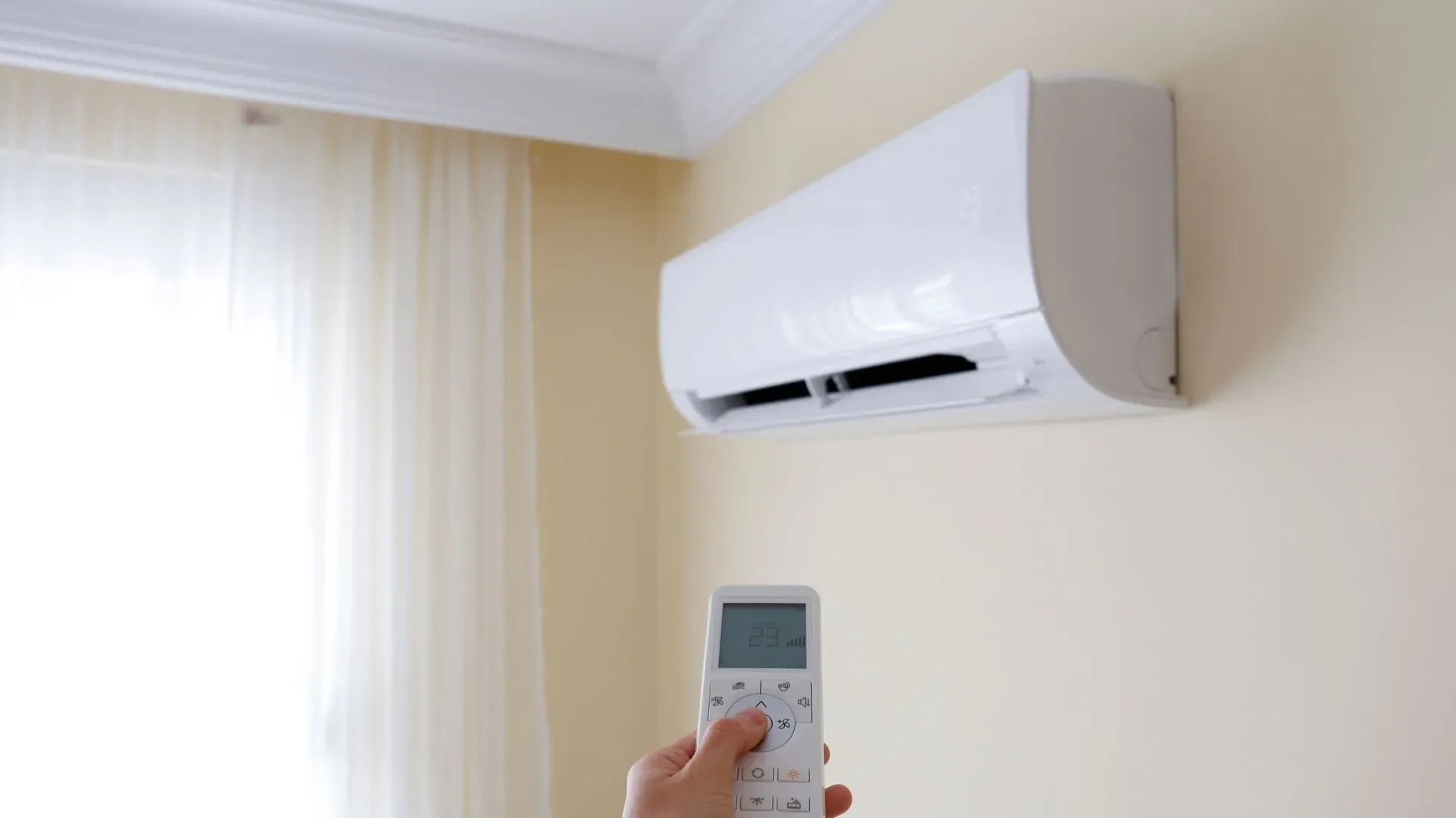 Serviço Profissional de Reparo e Manutenção de Ar Condicionado